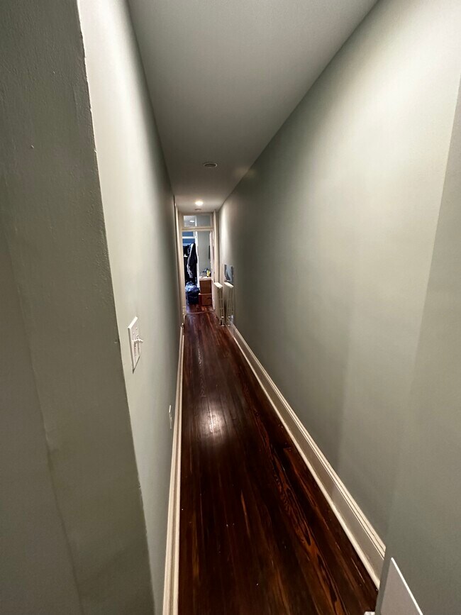 Building Photo - 1830 Swann St NW