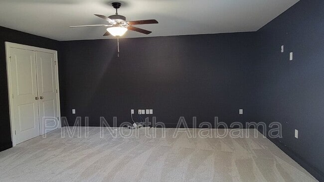 Building Photo - 130 Creekmound Dr