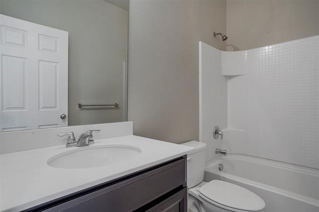 Building Photo - 3132 Layla Creek Dr