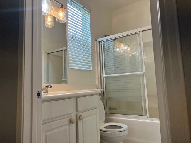 Building Photo - Beautiful, Expansive Paseo Del Sol Pool Home for Rent