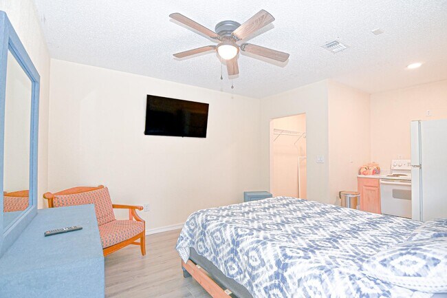 Building Photo - 509 Cardinal Dr
