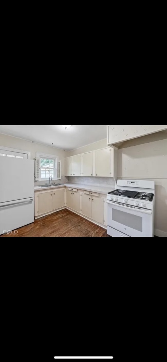 Building Photo - 6893 LA-3