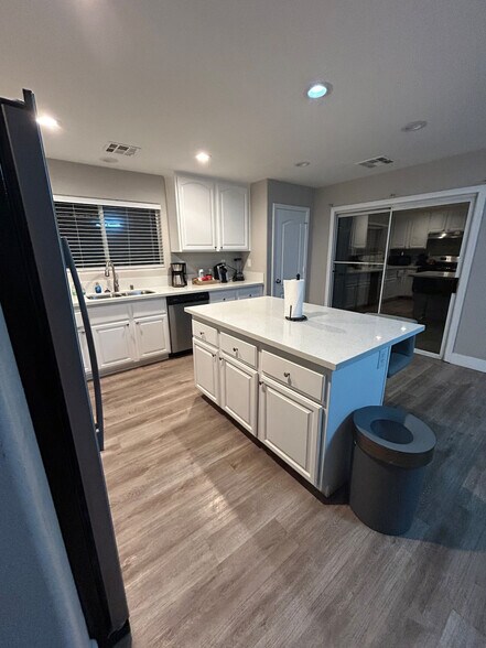 Building Photo - 3974 E Spruce Fern Ln