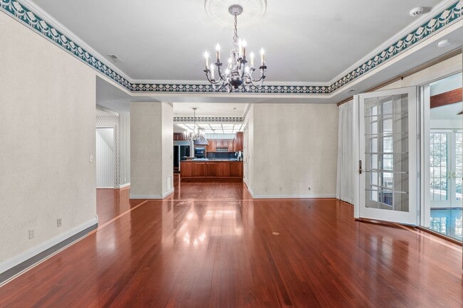 Building Photo - "Experience Luxury Living: Expansive 4-Bedroom Retreat Estate with Scenic Views and Elegant Finis...