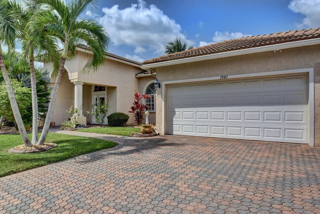 Building Photo - 1501 Stonehaven Estates Dr