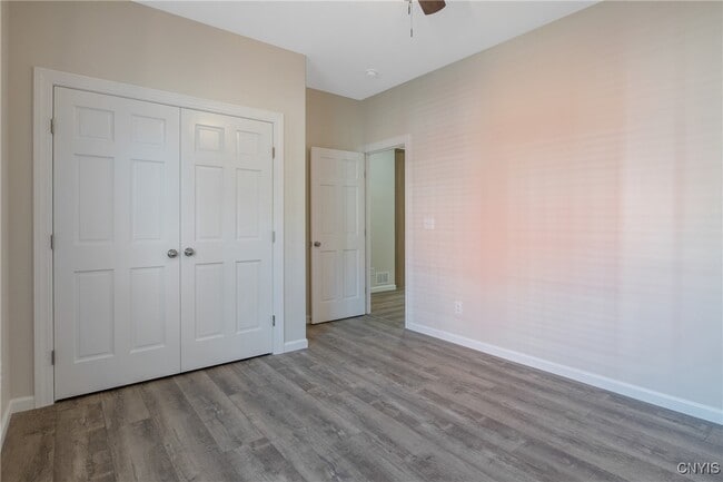 Building Photo - 25 Zahler Tract