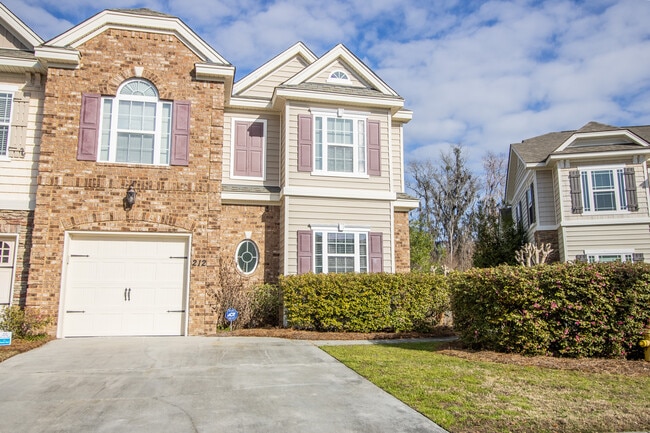 Primary Photo - 212 Durham Park Way