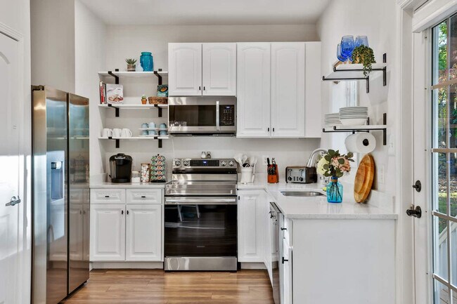 Building Photo - 193 Scarlet Oak Dr