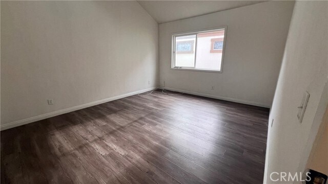 Building Photo - 1206 S Cypress Ave