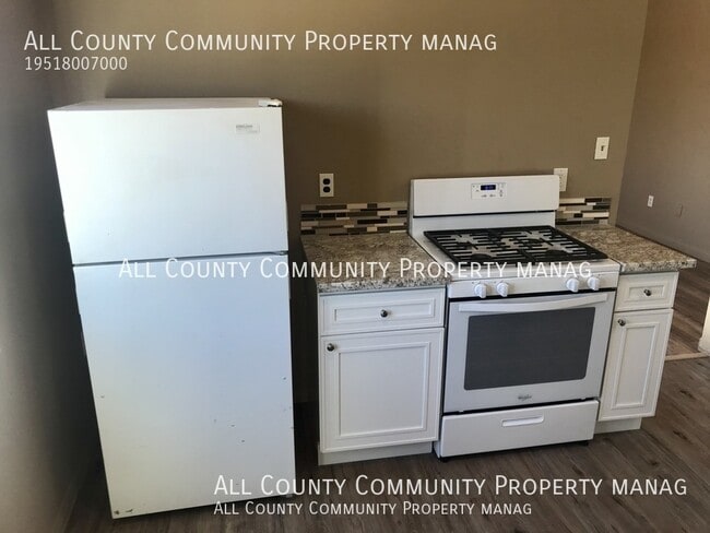 Building Photo - 6080 Daisy Ave