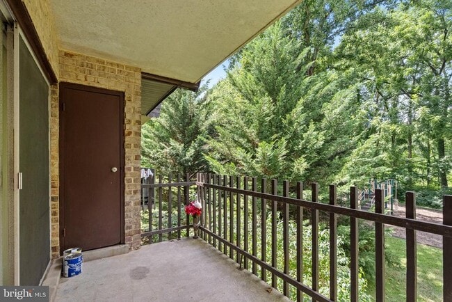 Building Photo - 11606 Vantage Hill Rd