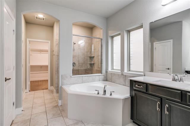 Building Photo - 1516 Tanglewood Trail