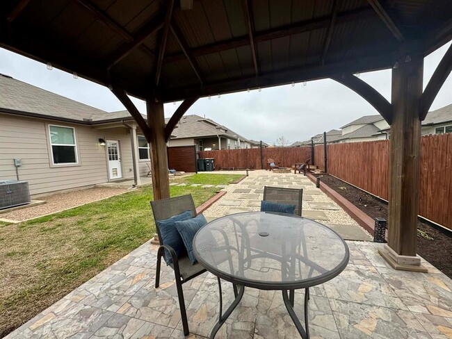 Building Photo - 251 Cherry Laurel Ln