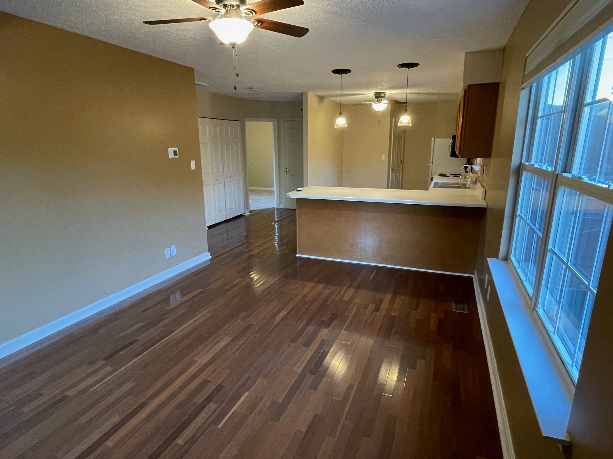 Building Photo - 2743 Rutland Rd