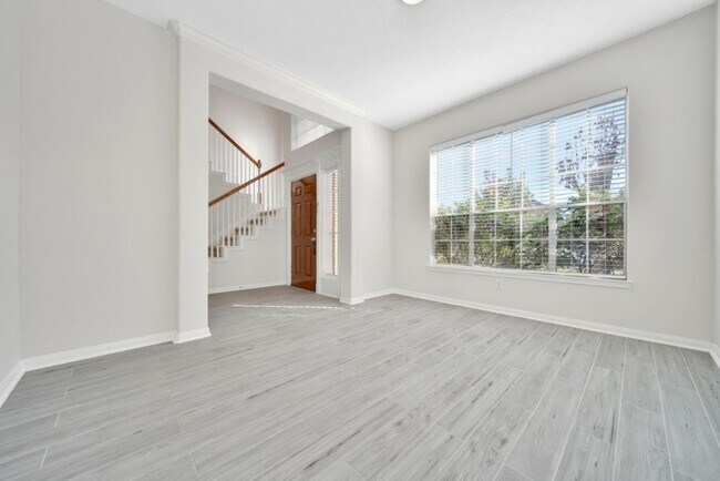 Building Photo - 522 Jay's Ln