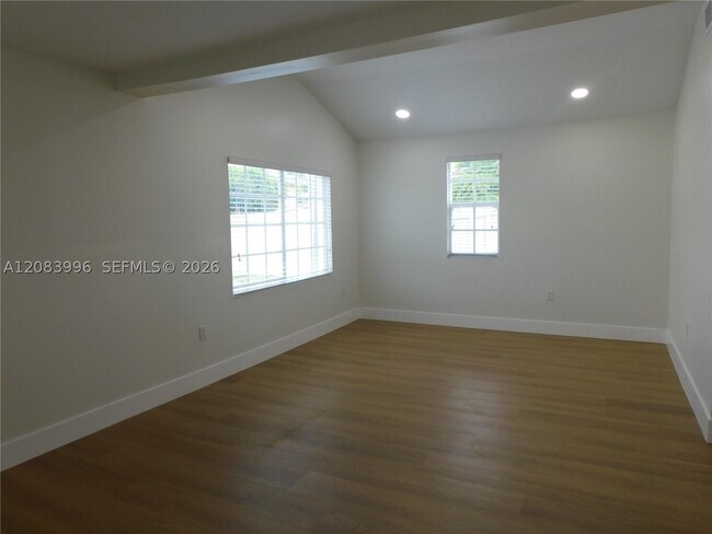 Building Photo - 2754 NW 26th St