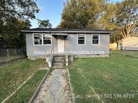 Building Photo - Move In Today for $249|118 Union St | 3 Be...