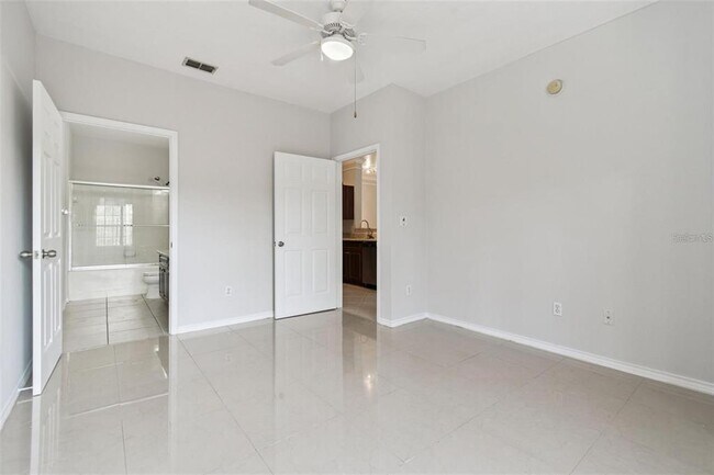 Building Photo - 4304 Bayside Village Dr