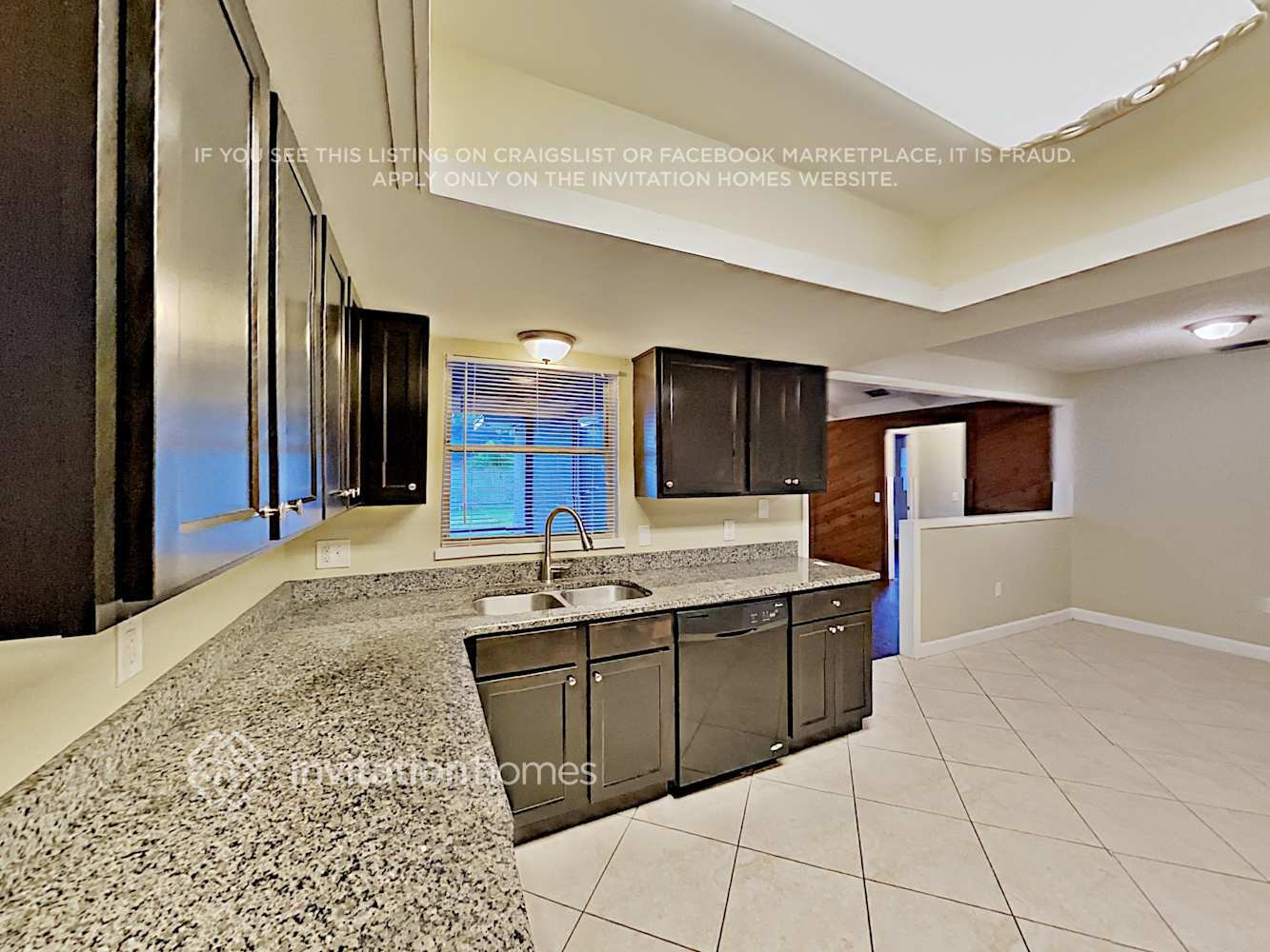 Building Photo - 2711 Citron Dr