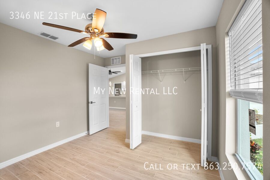 Building Photo - 3346 NE 21st Pl