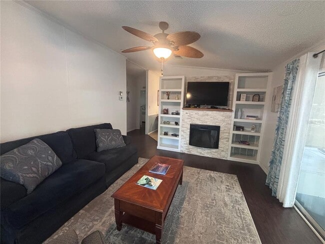 Building Photo - 7071 Spanish Moss Ln