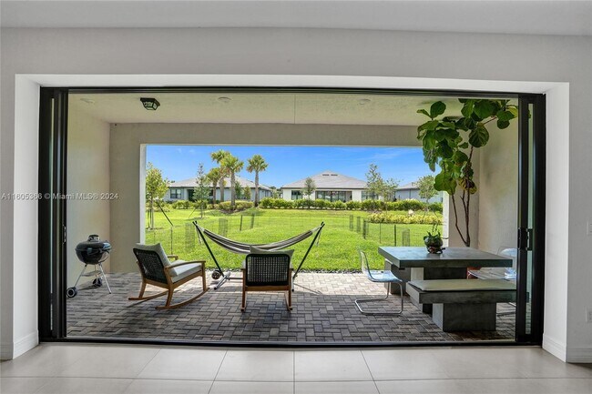 Building Photo - 4536 Silverwood Ln N