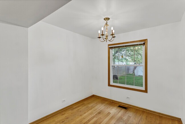 Building Photo - 3224 Bremerton Ln