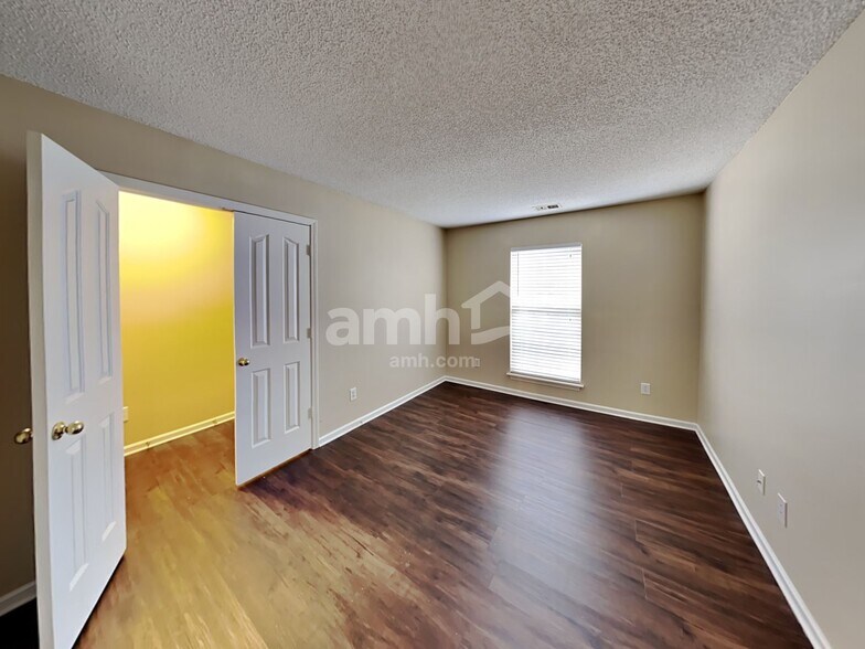 Building Photo - 13314 Michael Lynn Rd