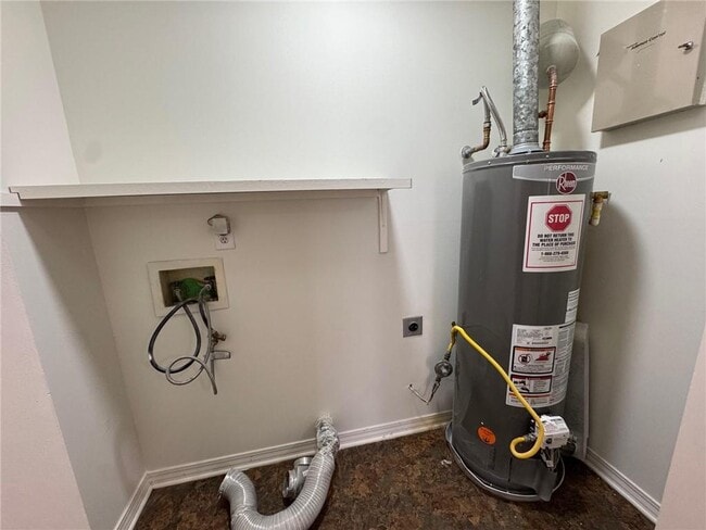 Building Photo - 1117 Pinemont Dr