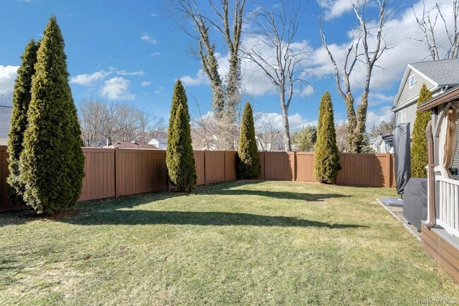 Building Photo - 766 Mamaroneck Ave