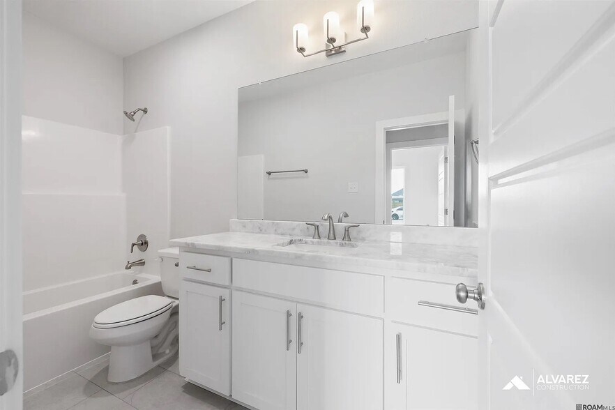Building Photo - 3053 Creekmere Ln