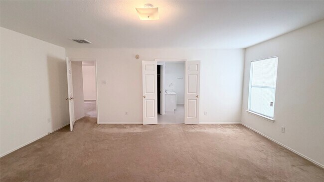 Building Photo - 15627 Haleys Landing Ln