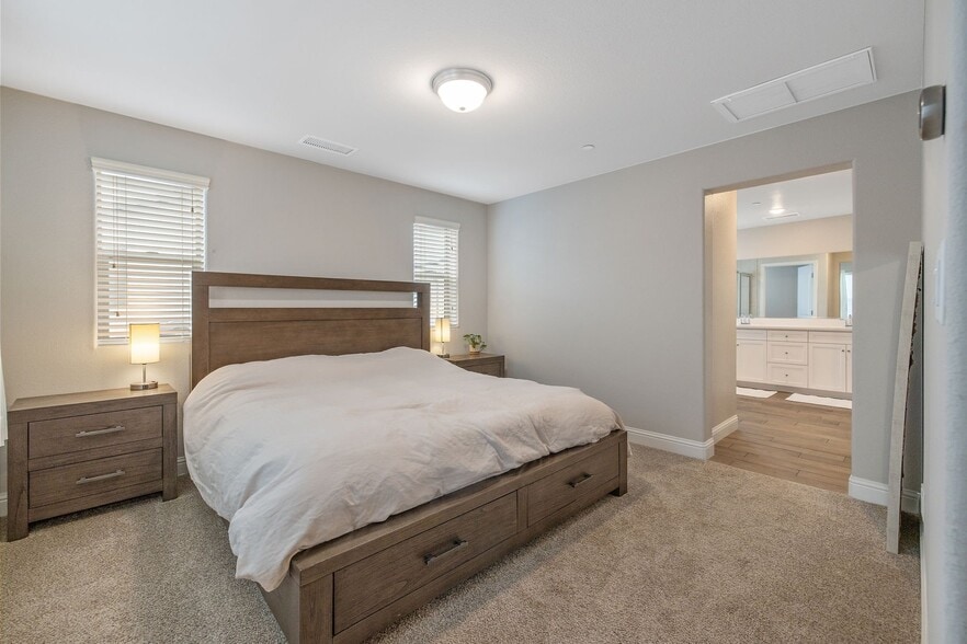 Building Photo - 6212 E Bibi Dr