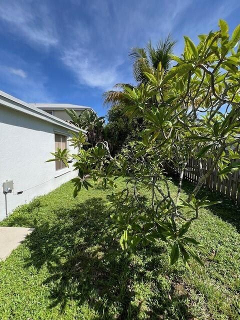 Building Photo - 4020 SW 72nd Way