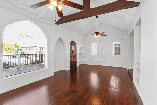 Building Photo - 5768 Campo Walk