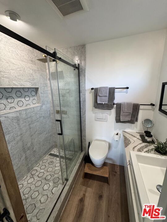 Building Photo - 7302 Mooney Dr