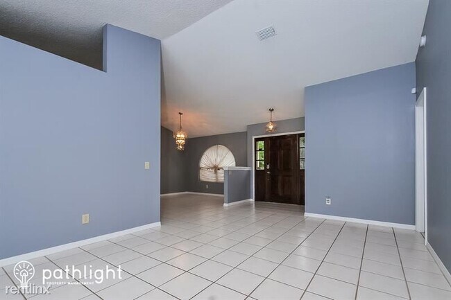 Building Photo - 4 br, 2 bath House - 3213 Stevenson Street...