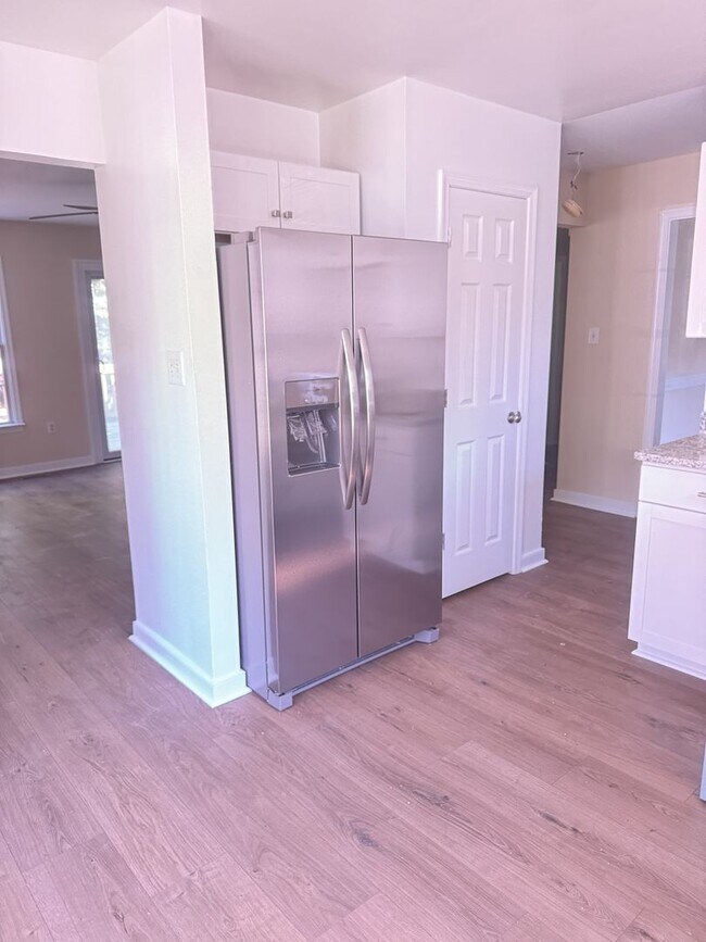 Building Photo - 11420 Avery Green Ct