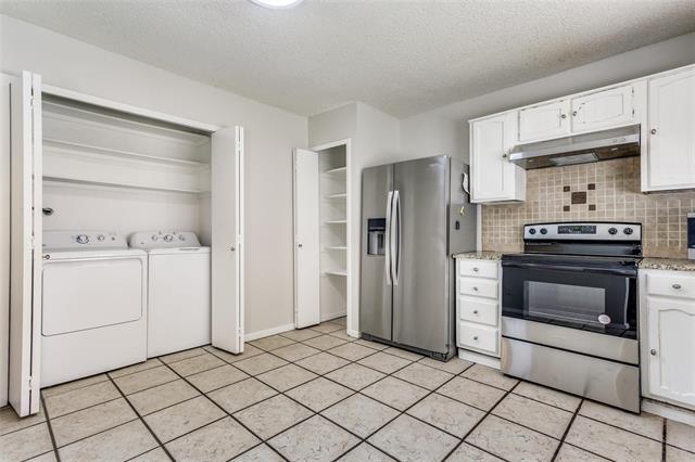 Building Photo - 2930 Churchill Way