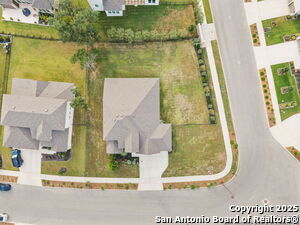 Building Photo - 462 Vamanos