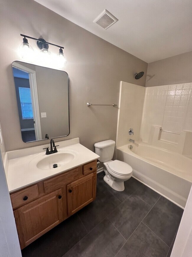 Building Photo - 1245 Liberty Bell Ct