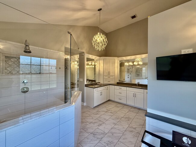 Building Photo - 354 Baltimore Dr