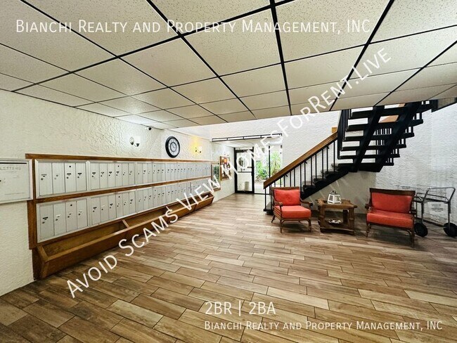 Building Photo - 6365 Bahia Del Mar Blvd S