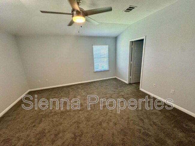 Building Photo - 372 Kingfisher Ln