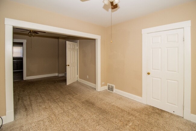 Building Photo - 3286 W 84th St