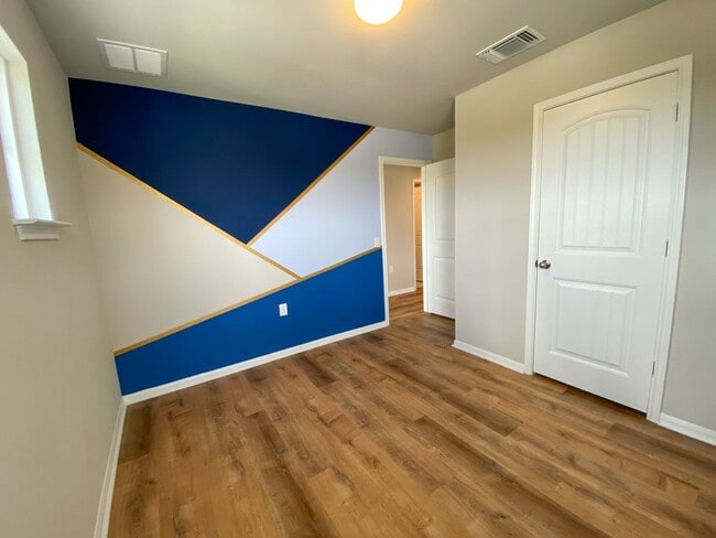 Building Photo - Stylish Southeast Austin Two-Story with Open Living, Modern Kitchen, and Flexible Spaces