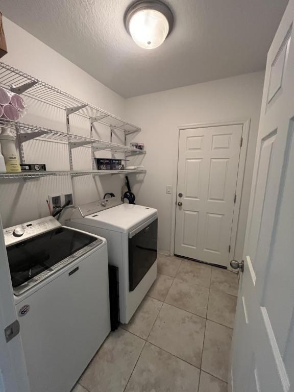 Building Photo - 12218 Gothic Rd