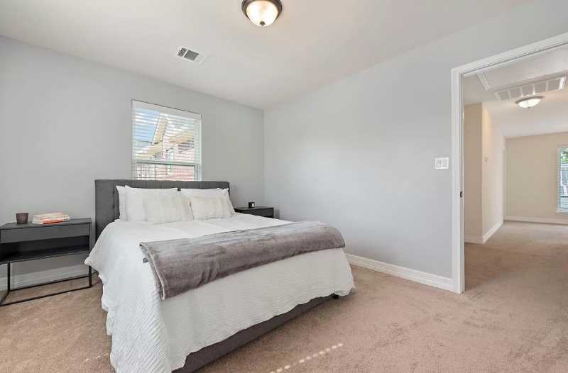 Building Photo - 1524 Evelyn St