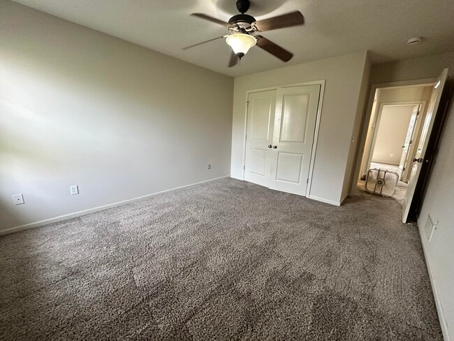 Building Photo - 5711 Vero Way