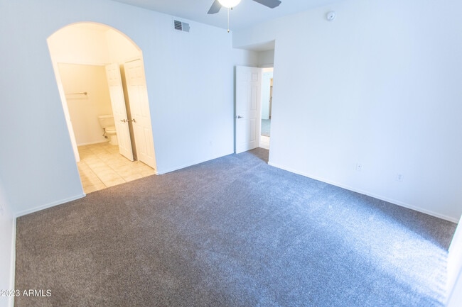 Building Photo - 29606 N Tatum Blvd